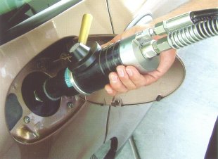 tanken.jpg (17095 Byte)